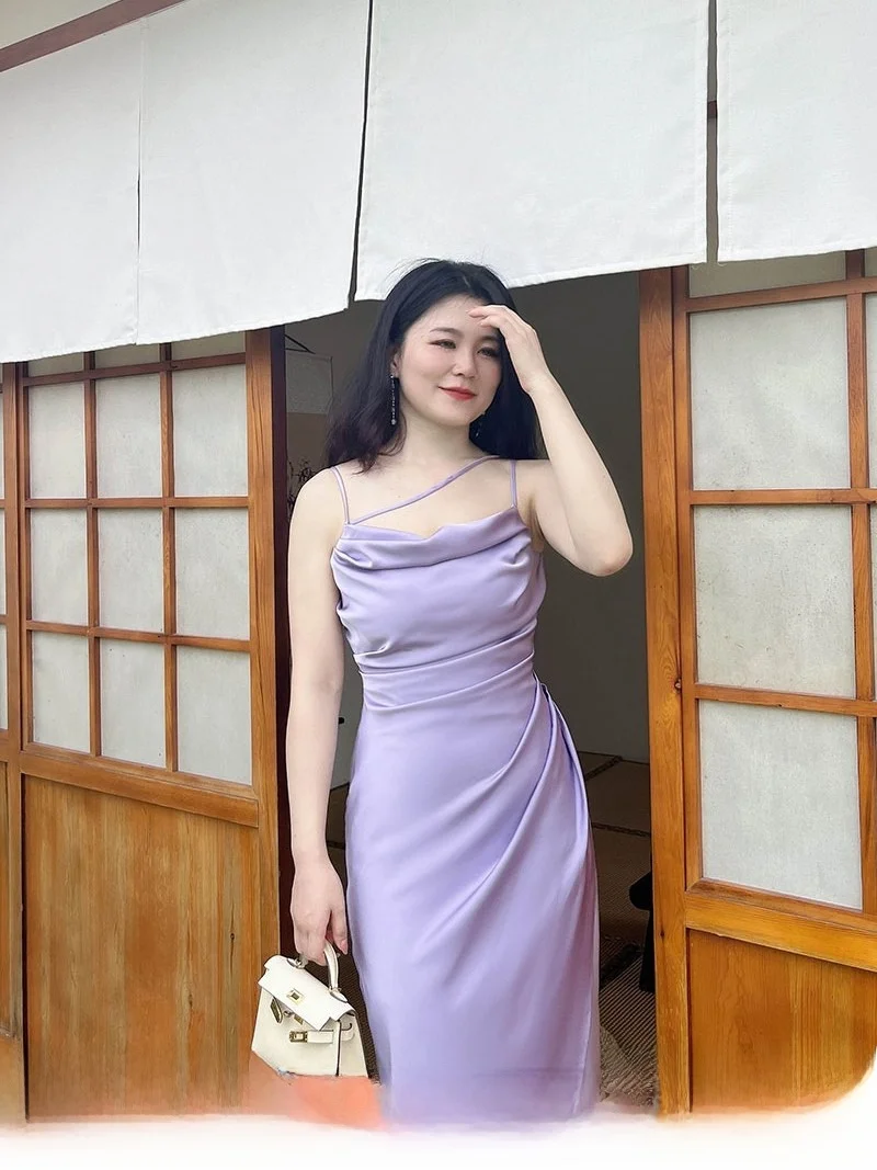 

Новое летнее платье миди больших размеров с открытыми плечами, асимметричным разрезом и бретелями для полных женщин, с завышенной талией, А-силуэт