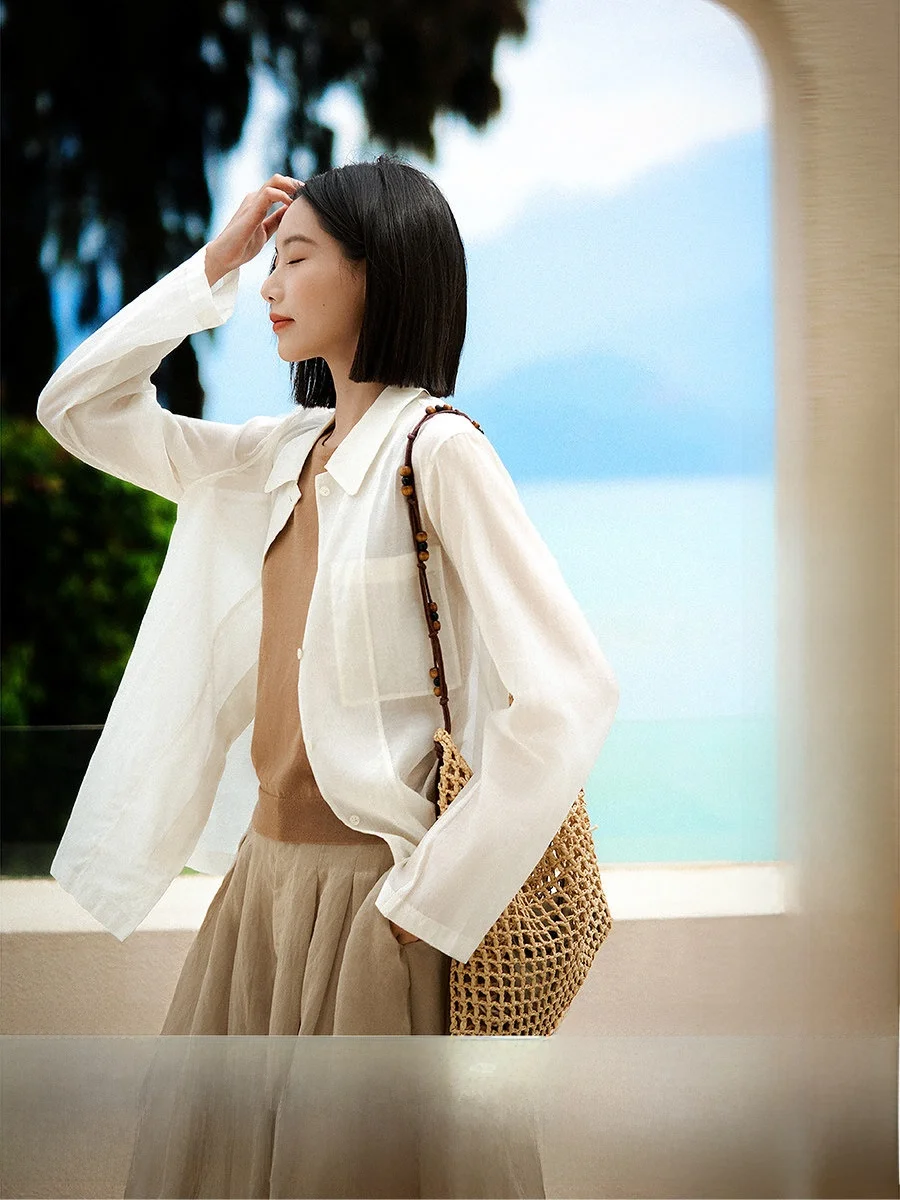 

XiaoHanGe White Moonlight Black Swan Silk Cotton Simple Style Commute Shirt Lightweight Chrysalis Series Women's Fashion