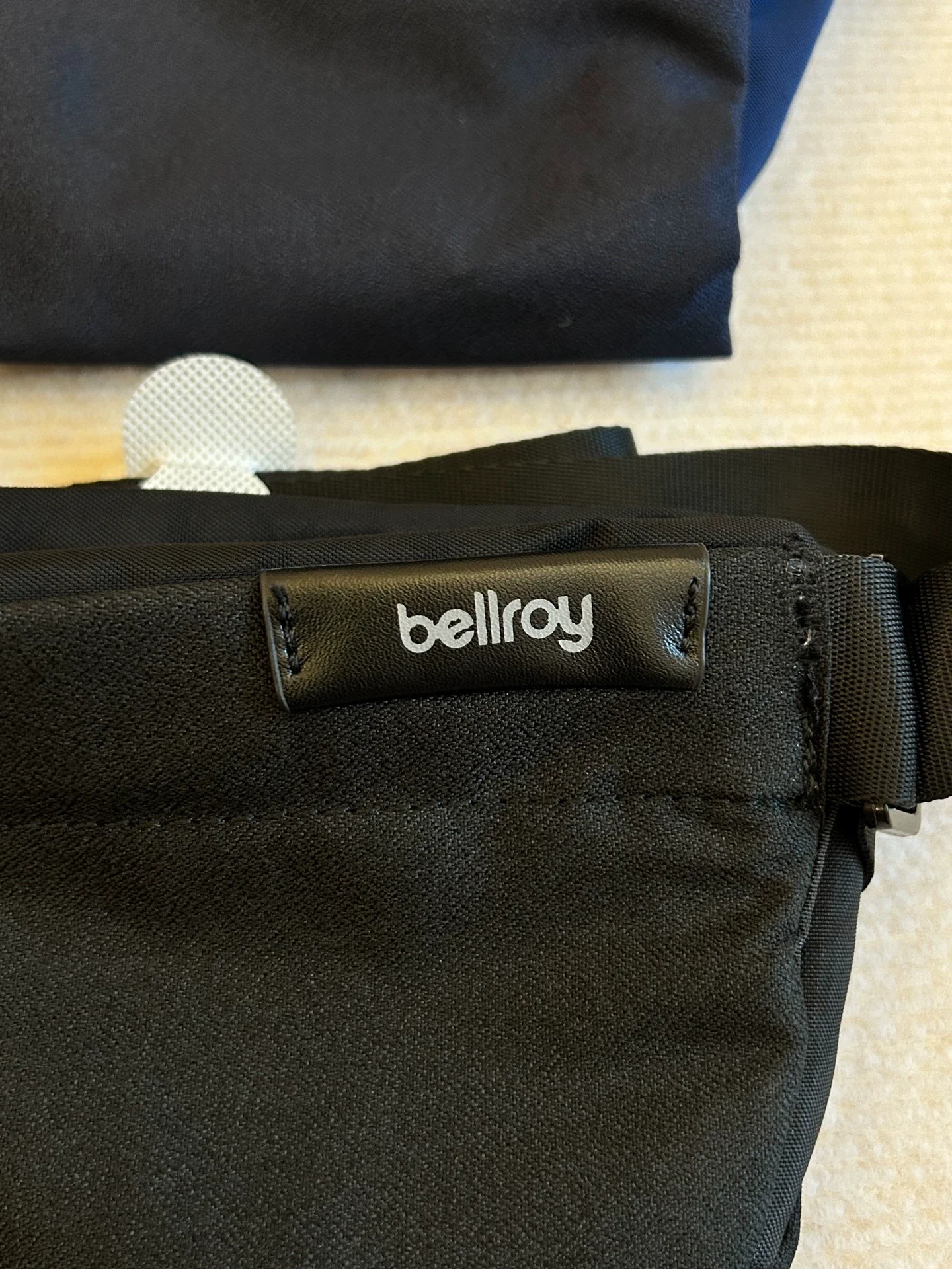 Сумка-слинг Bellroy Sling Mini – обзор и цена Cycling Commuter Bag