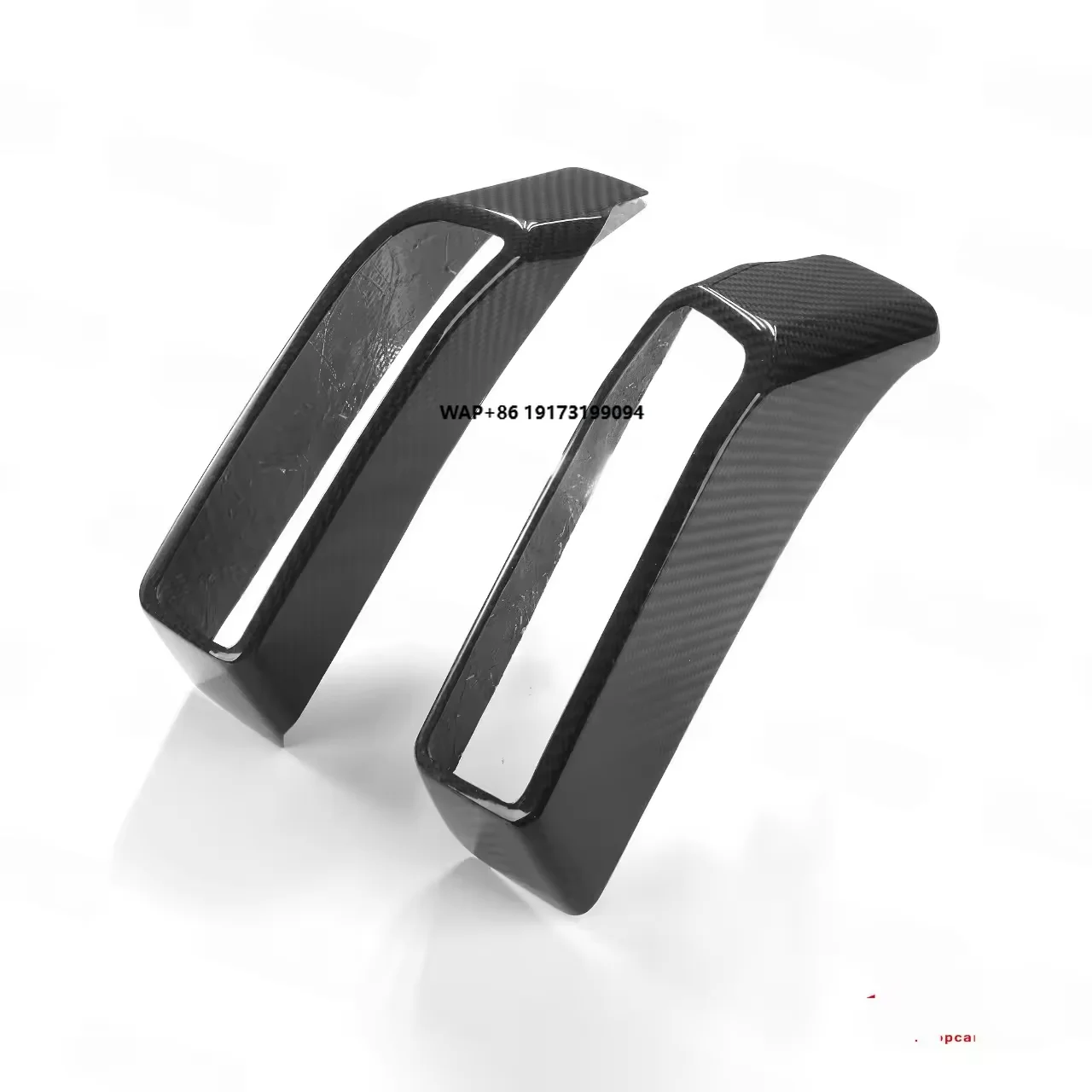 

Glossy 3K Twill Fiber Carbon Turn Signal Lamp Bezel Fit for 2024-2025 Street Glide, Road Glide, CVO Road Glide ST