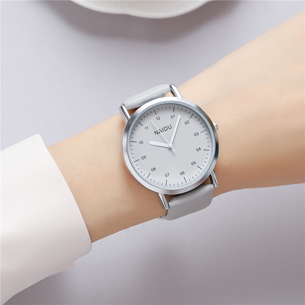 elegant fashion round dial women casual leather watch