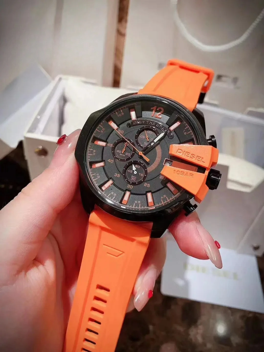 Authentic men's European and American fashion trend orange quartz sports couple neutral women's watch 4427