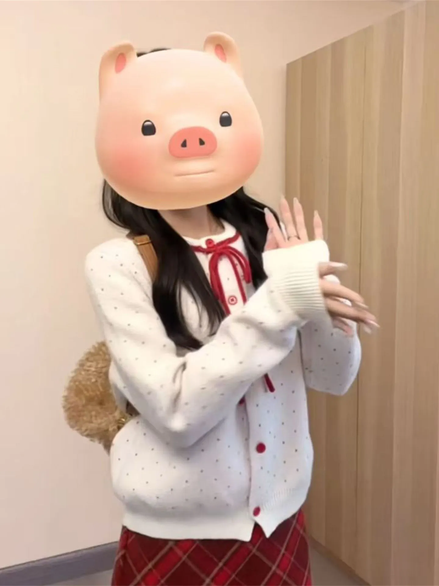 

College Sle Sweet Spicy White Knitted Sweater Women's Autumn Winter New Faion Anti-Aging Top Red id Skirt Two-Piec...