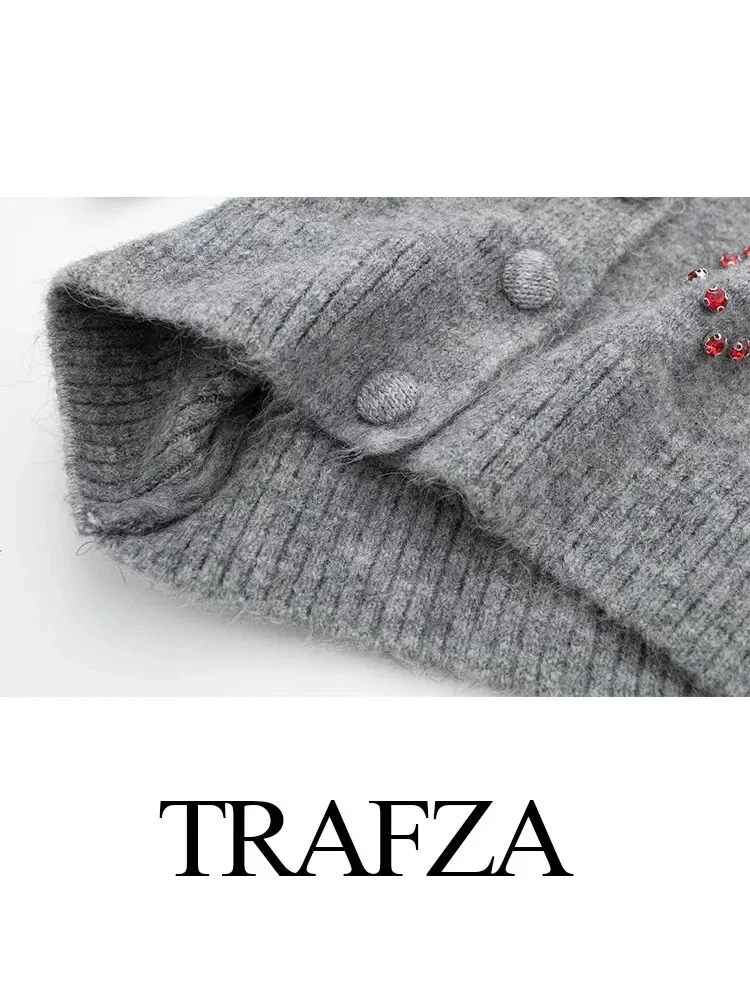 TRAFZA Knit Grey Love Cardigan For Women Casual V-Neck Slim Short Sleeve Female Sweater 2024 Fashion Single Breasted Lady Top