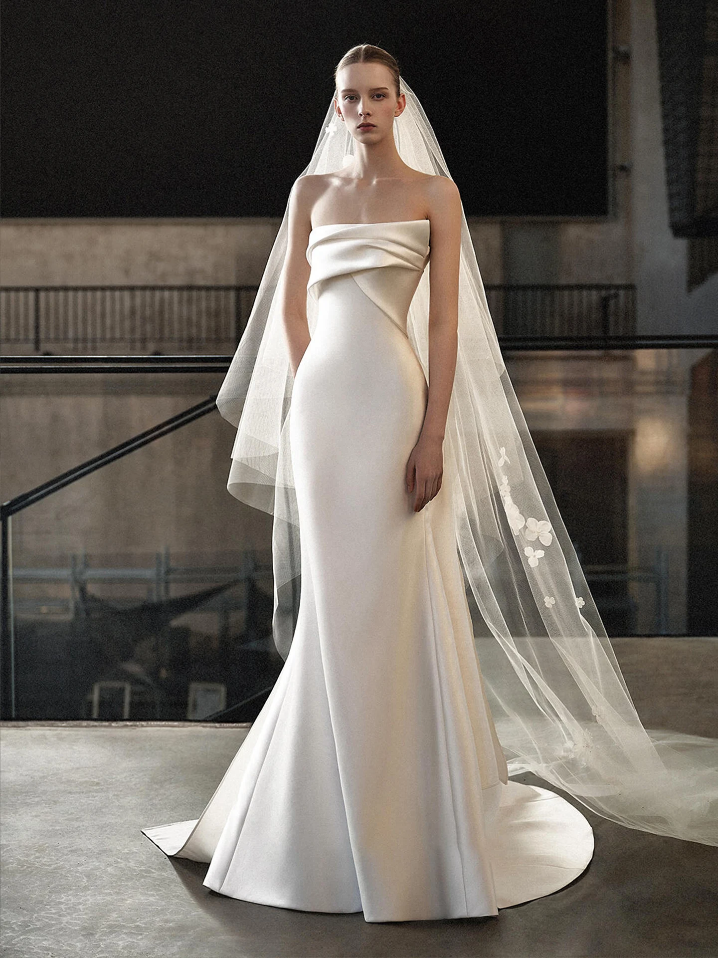 

Ele Simple Bridal Gown with Train Satin Strapl Long Dr for Wedding Outdoors Forest Theme White Ceremony Dr