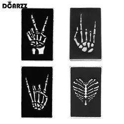 DCARZZ Medical X-Ray Bone Enamel Brooch Pin Creative Palm Skeleton Heart Pin for Doctor Nurse Backpack Lapel Bag Badge Jewelry