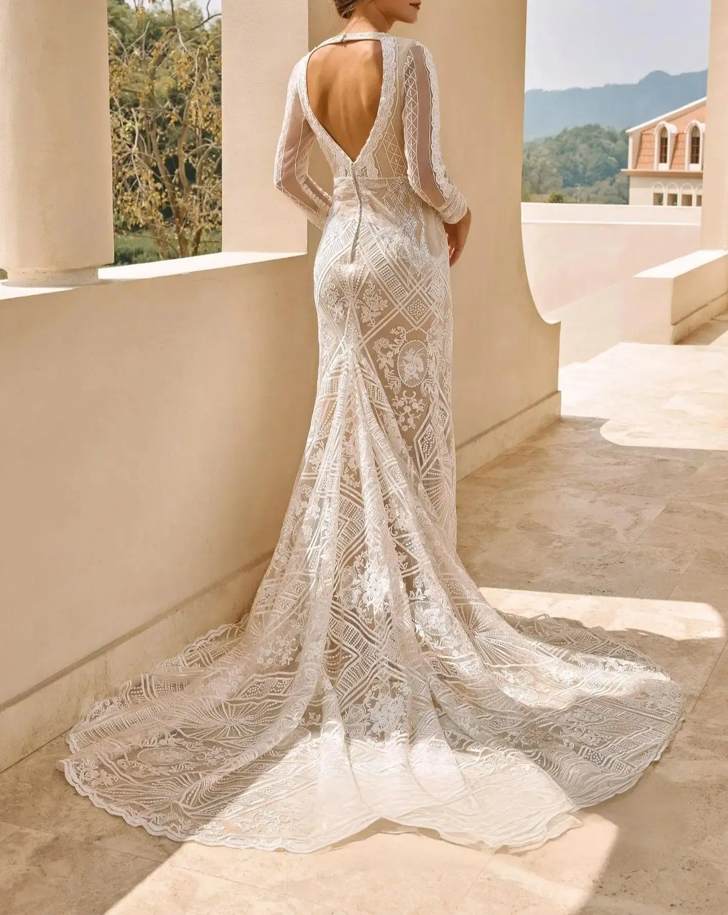 Vestido de novia de playa de sirena moderno y sexy, manga larga, cuello en V, encaje, lentejuelas, cuentas, tren de corte, vestido de novia 2025 personalizado gratis