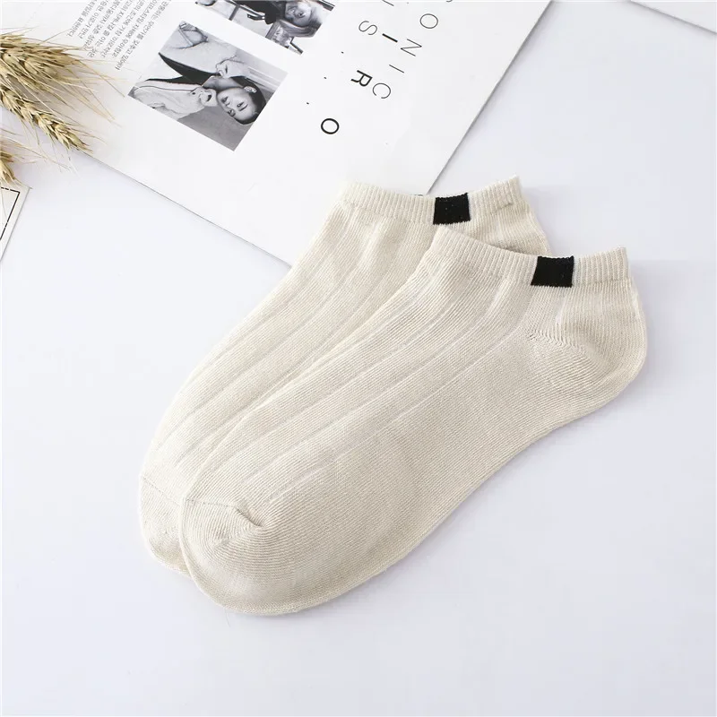 1pair Women Short Socks Set Fashion Female Girls Ankle Boat Socks Invisible Sock SlippersSummer Shallow Cut Thin and Breathable