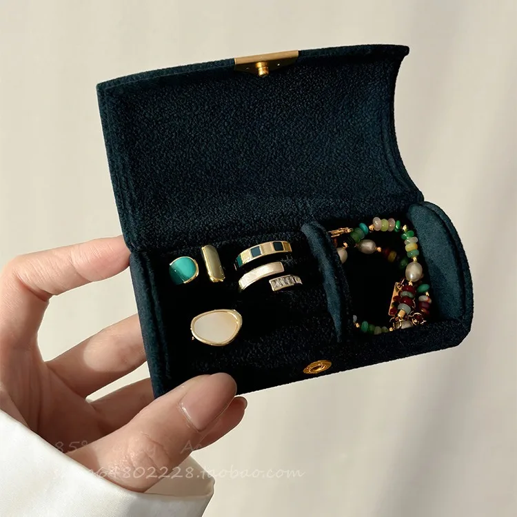 

Portable Mini Jewelry Box with Anti-Tarnish Felt, Genuine Leather Travel Case for Rings & Fine Jewelry