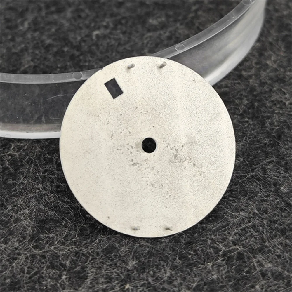 หน้าปัดนาฬิกาขนาด 28.5 มม. ลายท้องฟ้าเต็มดาว สำหรับกลไกนาฬิกา NH35/NH34 หน้าปัดเรืองแสงสีเขียว นาฬิกาแบบปฏิทินเดี่ยว NH35