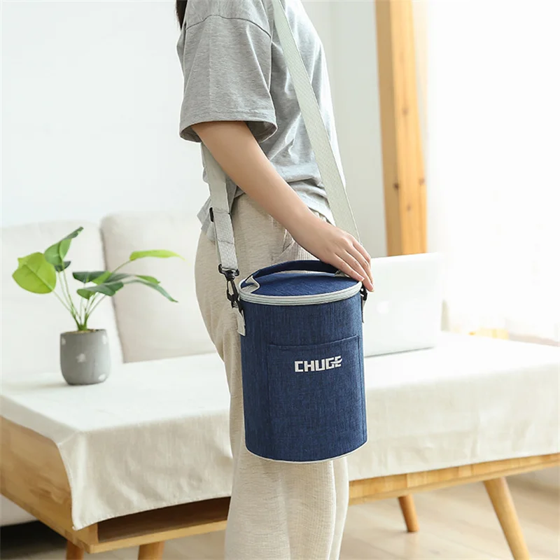 Cylindrical Insulated Lunch Bag Portable Large-capacity Bento Bag with Shoulder Strap Waterproof Thermal Cooler Bag for Work