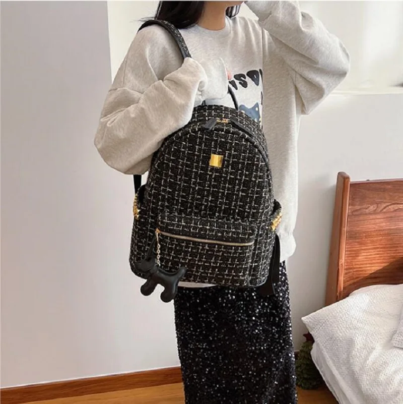 Hot Sale Korean Fashion High Quality Woolen Travel Backpack Large Capacity Shoulder Bags School Bag Ladies Casual Rivet Bagpacks