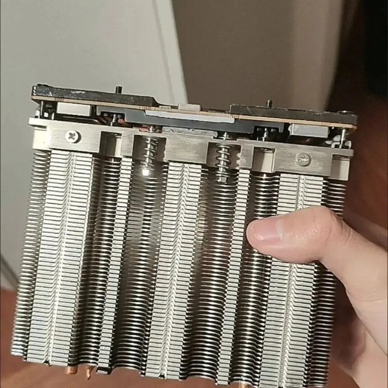 N+ Original 11cm Height Server Heatsink with Copper Heat Pipe Spreader Plate for TESLA V100 SXM2