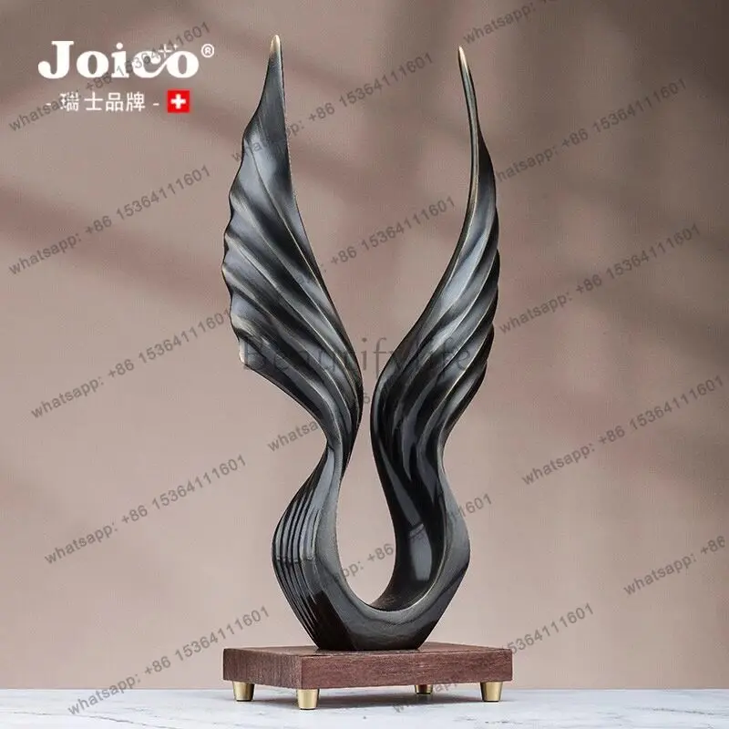 Ornament light luxury Dapeng wings opening gift living room office high-grade feng shui decoration