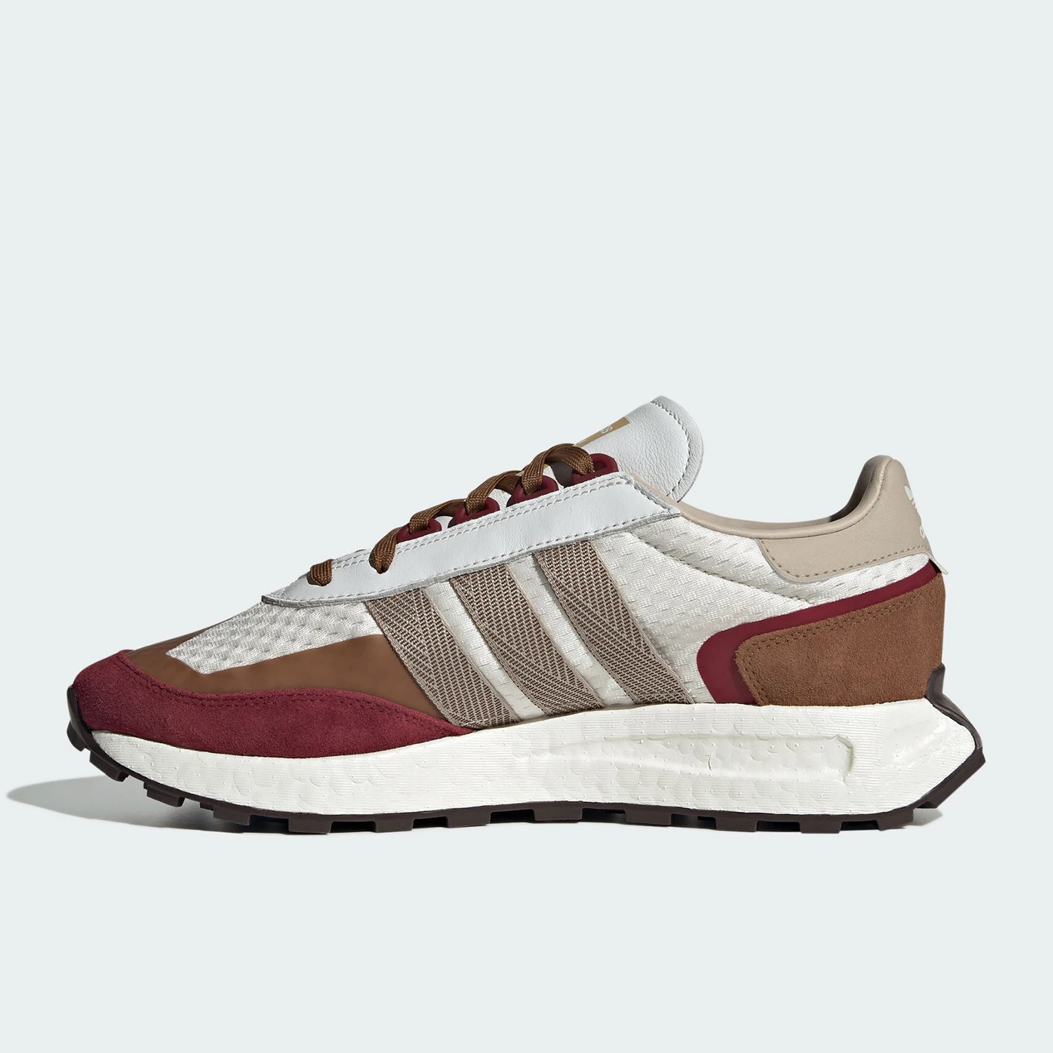 حذاء رياضي كاجوال مبطن للجنسين من Adidas JI2529