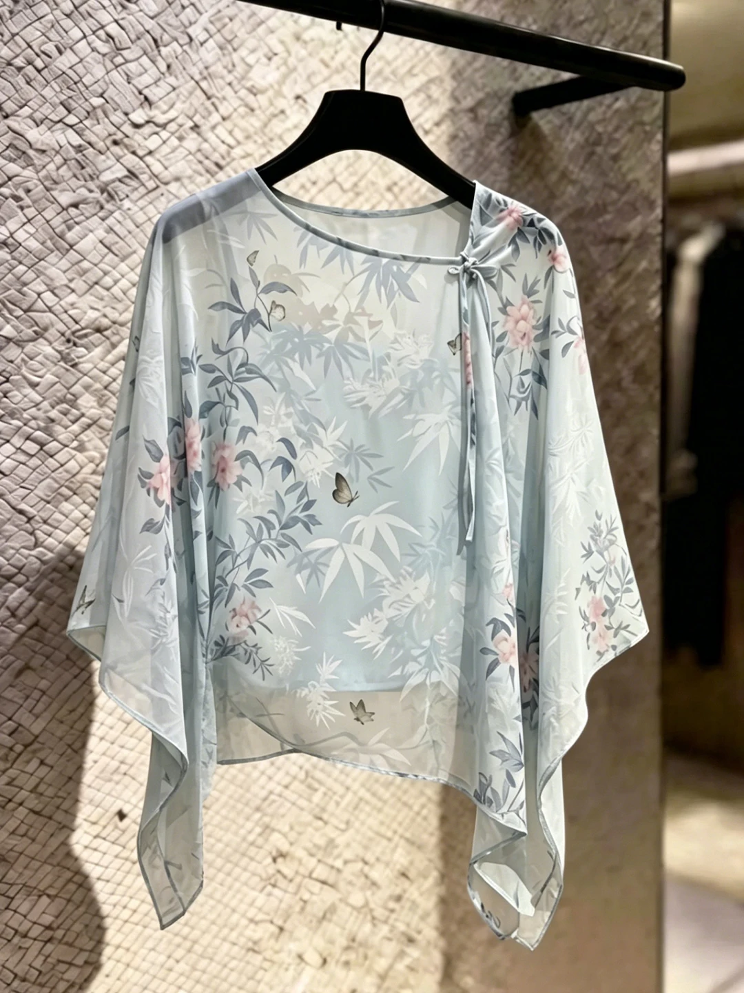 Summer 2026 Casual Loose Sun Protection Printed Chiffon Top Women's Fashionable Design Sensation Soft Style Popular Trend