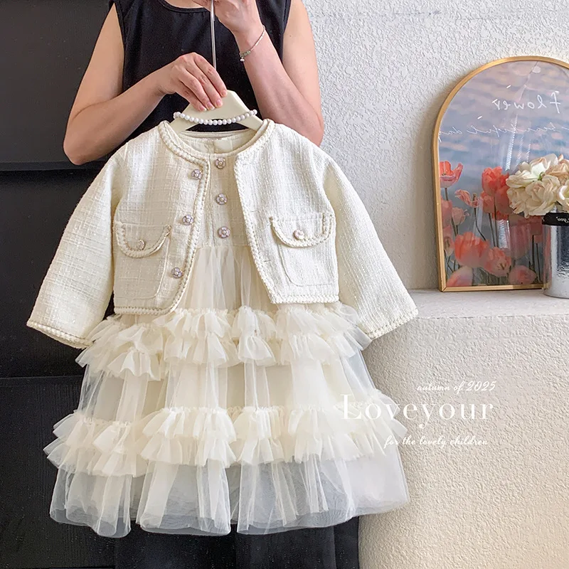 

A.Girls' Autumn New Fashion Sleeveless Tulle Dress Little Style Jacket Two-Piece Set