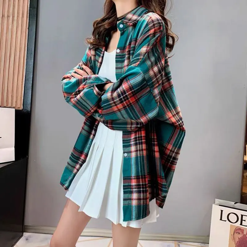 Women\'s Spring and Summer Fashion Simplicity Plaid Turn-down Collar Long Sleeve Shirts Women Clothes All-match Casual Loose Tops