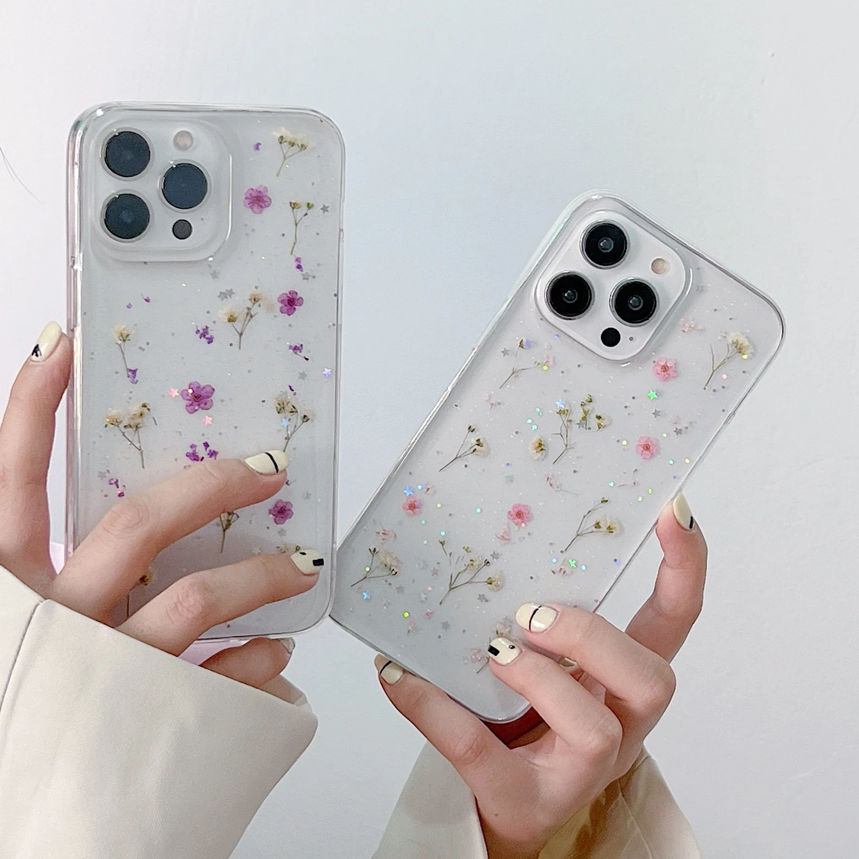 iPhone 17 ケース ラベンダー：本物のドライフラワーとラメが織りなす高級感ある保護ケースの真実