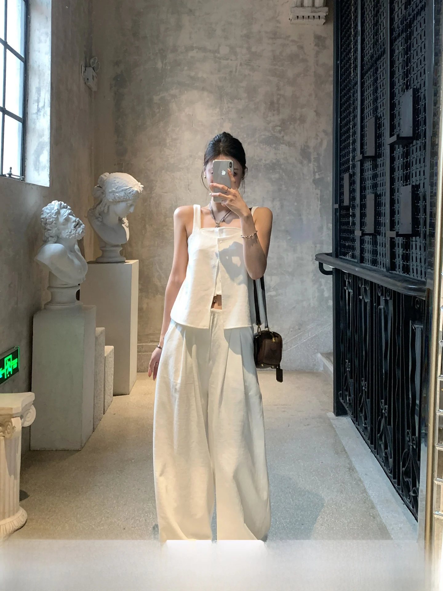 

GV Big Brother Deconstructed Design Sense 3D Illusion Fake Two-Piece Vest Wide Leg Pants Set Elegant Top Slimming Pants