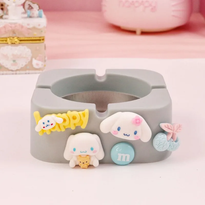 

Sanrio Hello Kitty Kurome My Melody Cartoon Ashtray Metal Creative Home Personality Living Room Bedroom Cute Fashion Kawaii Gift