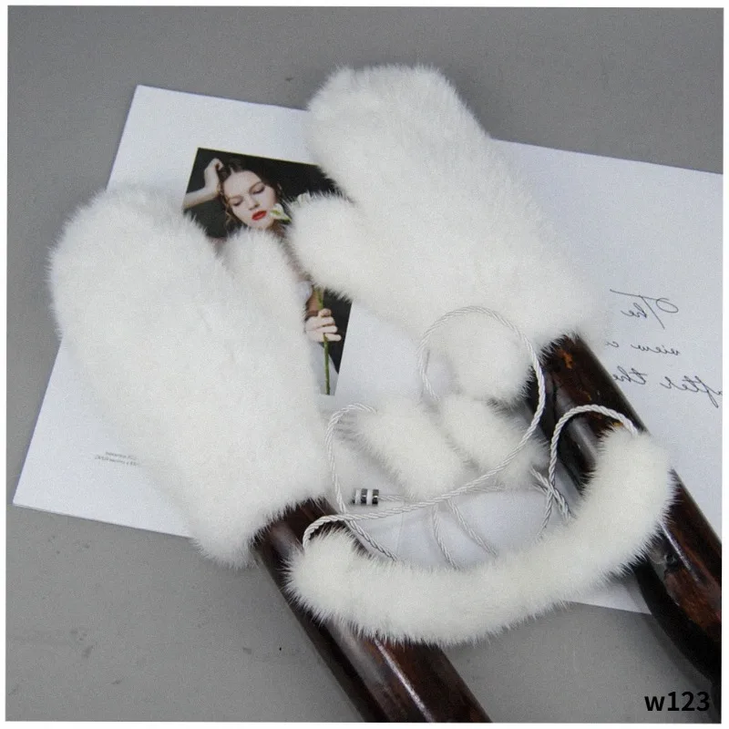2025 Hot Sale Winter Real Mink Fur Gloves Fashion Soft Warm 100%Natural Mink Fur Gloves Lady Good Elastic Genuine Fur Gloves