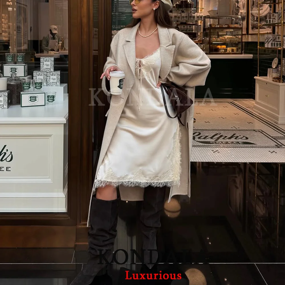 KONDALA-vestido Sexy elegante de encaje satinado blanco para mujer, vestido camisola holgado con cuello de pico y pajarita, moda 2021, ropa de calle para fiesta y Club nocturno