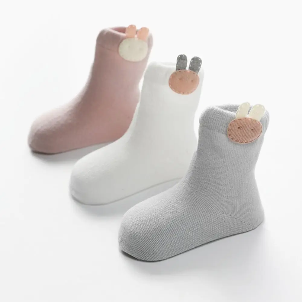 3Pairs لينة أرنب الطفل جوارب قطنية الفراولة تنفس طفل قصيرة جوارب أنبوبية لطيف الفجل الوليد الكرتون الجوارب الخريف