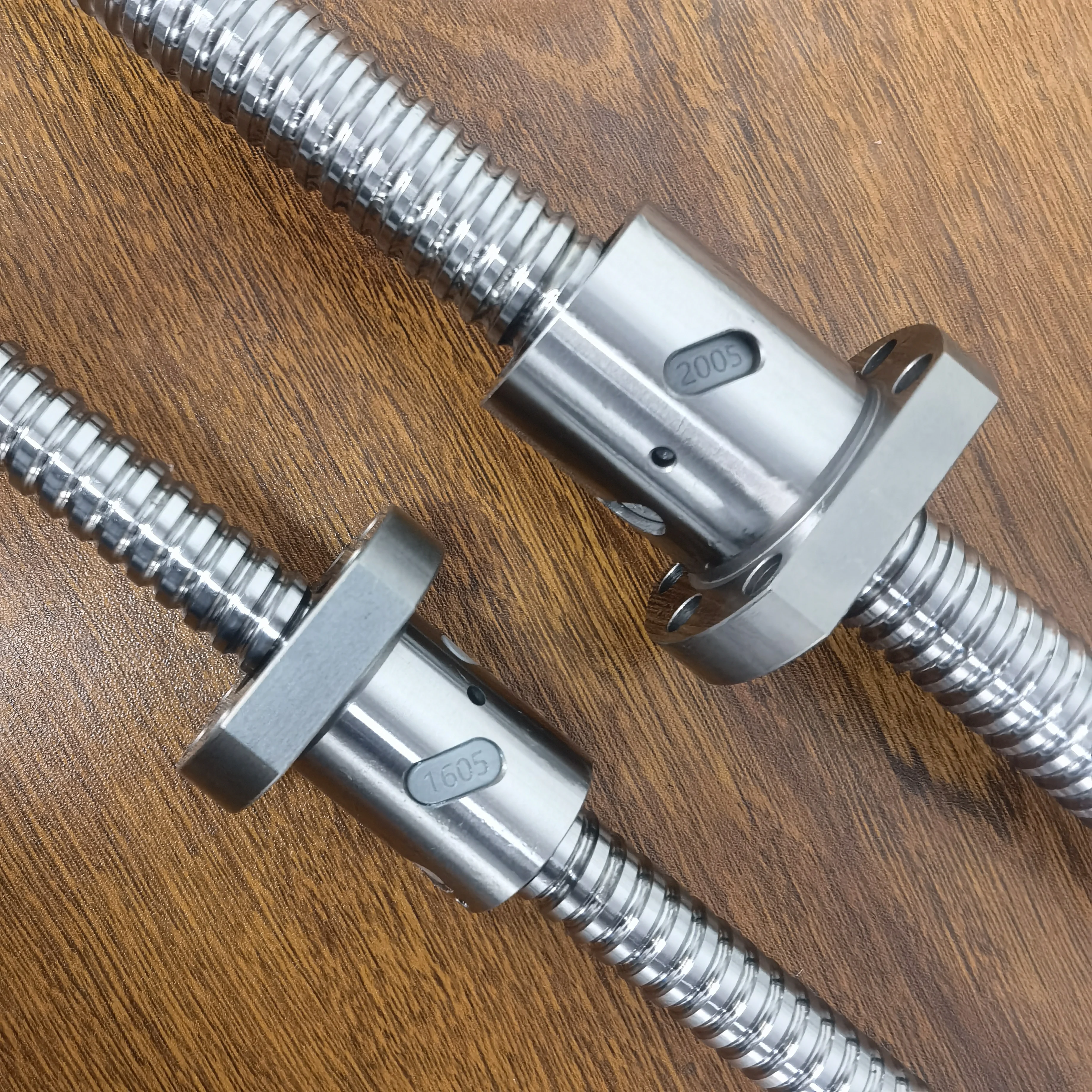 

High Quality SFU2005R SFU1605R 20mm Flange Type Single Nut Ball Screw C5 C7 Precision Grade