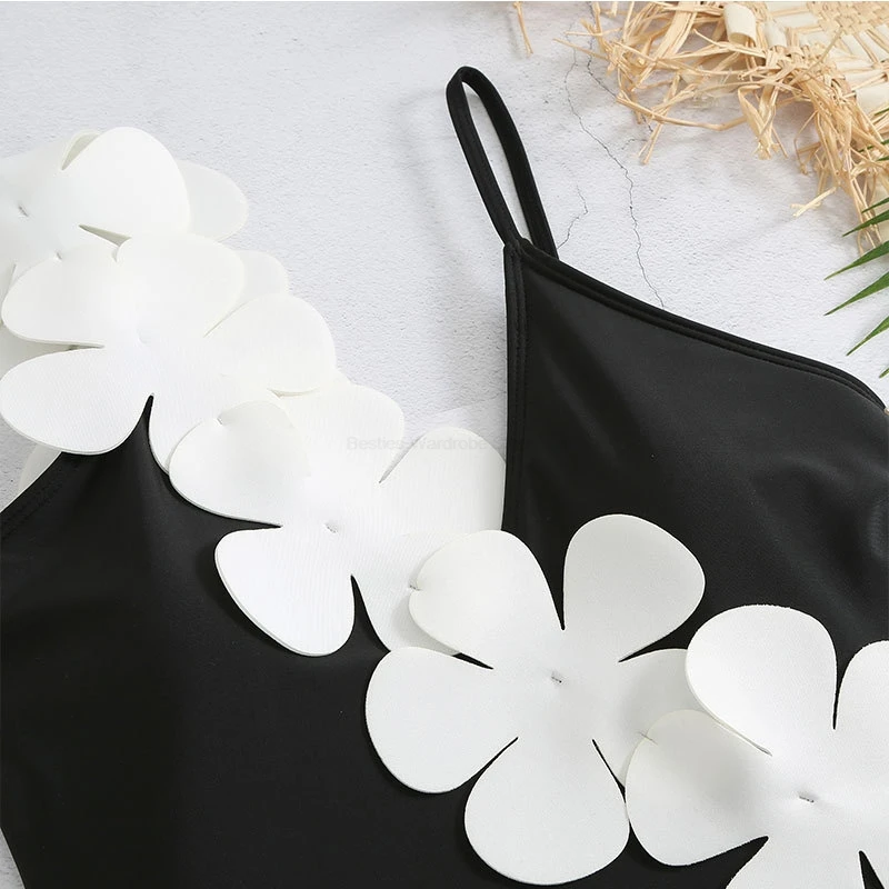 Imagem -06 - Estilo Francês Maiô Feminino Preto Branco Flor Decoração Assimétrica Roupa de Banhos Uma Peça Sexy Profundo v Biquíni com Vestidos Novo