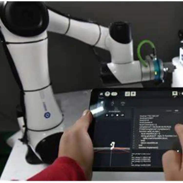 Ramię robota 6-osiowe CR5 Robot Cobot Chiny do ładowania półprzewodników i rozładunku jako Cobot