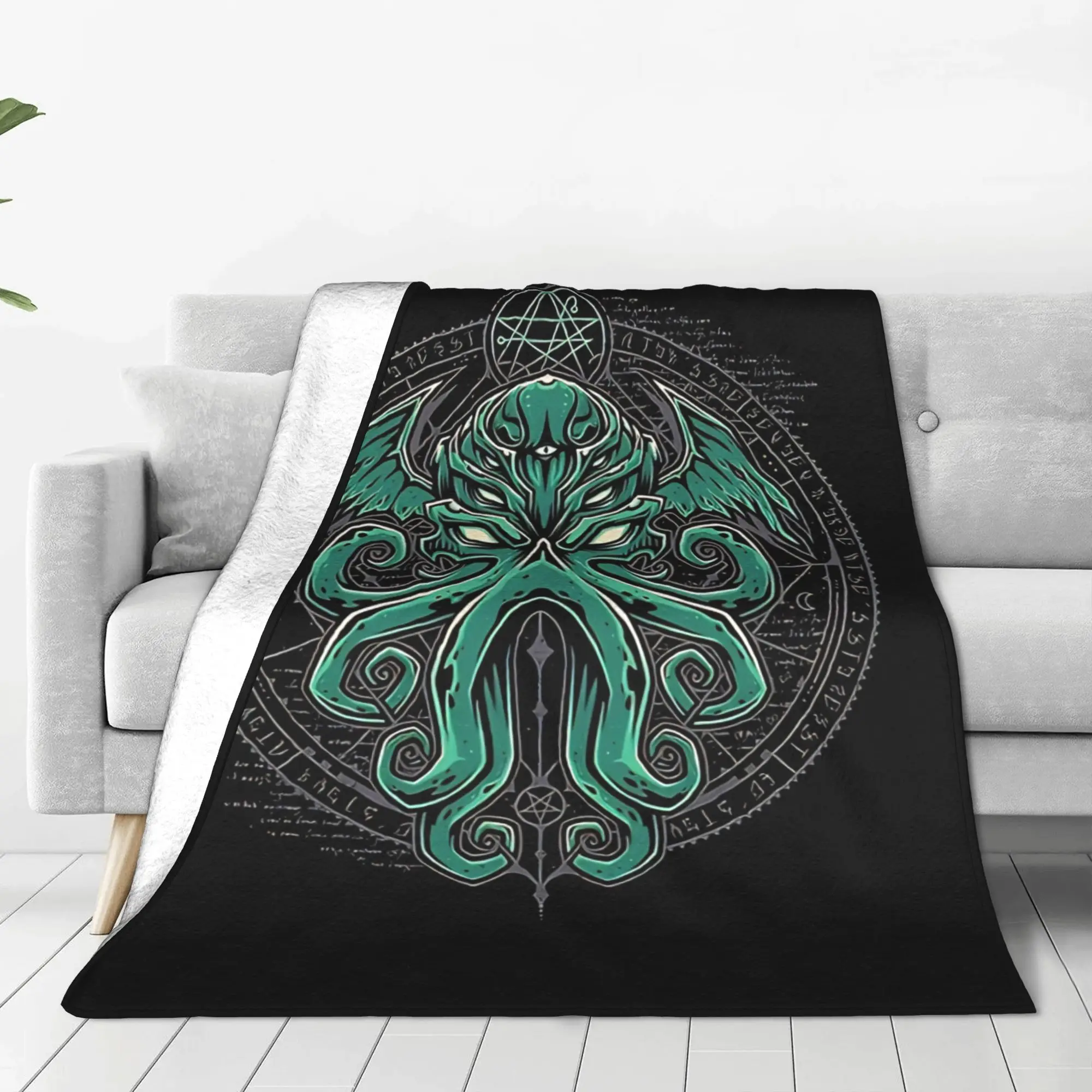 1PC occult dark art Eye Of Cthulhu Home Room Decorations Winter Blankets For Adults Bedding Home Interior Sofa Knee