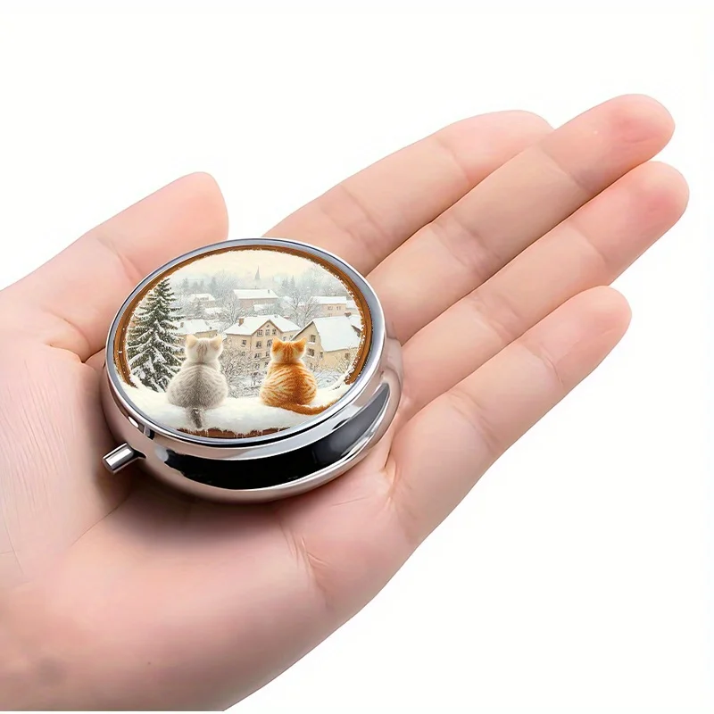 Single-Piece, Flat, Round Three-Compartment Design Box, Winter Wonderland Theme, Cat-Shaped Pattern Design, Portable Medicine Storage Box, Storage for Personal Aids and Daily Necessities, Elegant Design, Suitable for Gifting to Girls, Made of Durable Metal and Plastic Materials