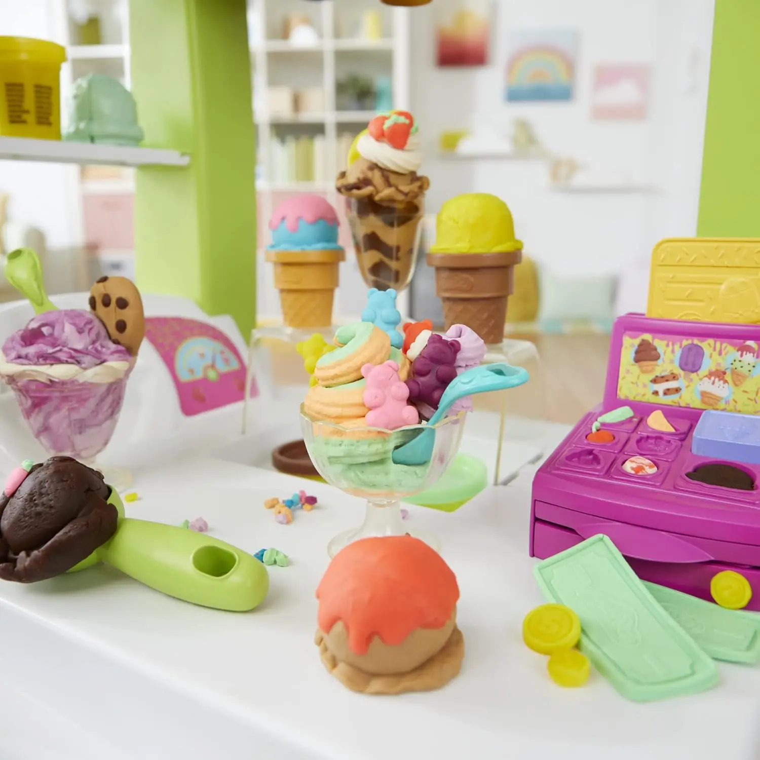 Kitchen Creations Ultimate Ice Cream Truck Toy Playset, 27 accesorios, 12 latas, juguetes preescolares para niños de 3 años en adelante, no tóxico