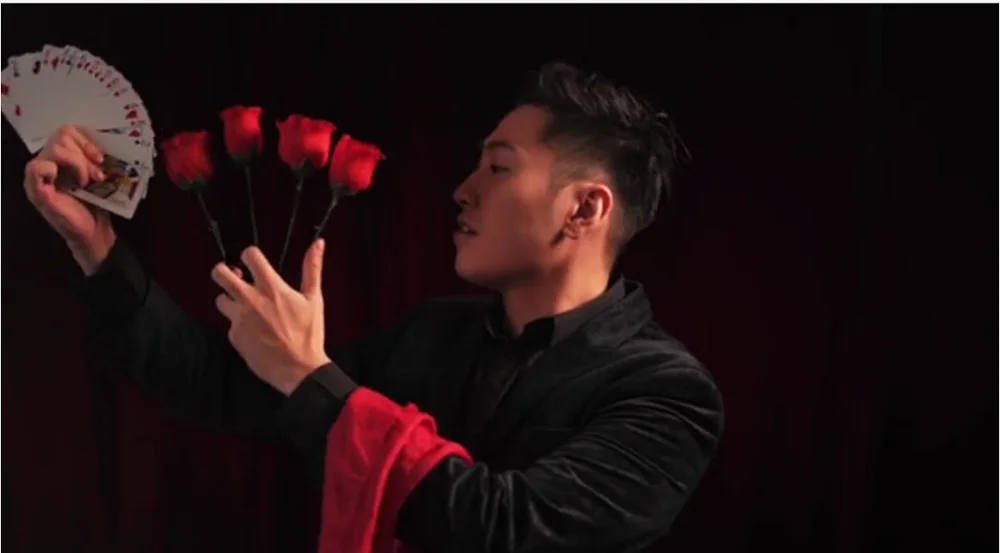 Y Rose 2.0 Goocheltrucs Straat Close-up Magia Eén tot Vier Bloemen Verschijnen Magie Mentalisme Illusie Gimmick Props