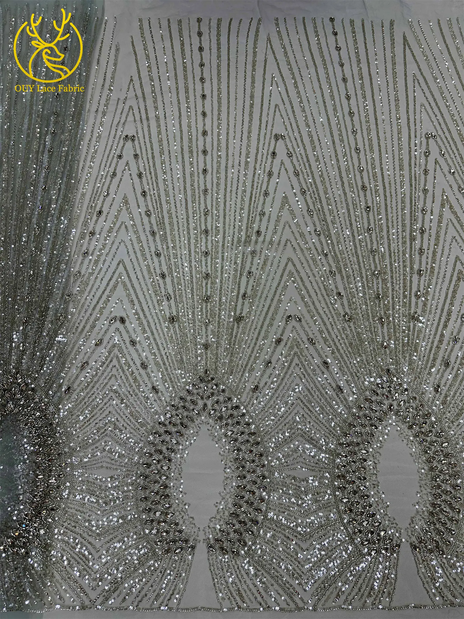 Luxuriöser afrikanischer Edelstein-Perlen-Spitzenstoff 2026 Premium nigerianischer französischer Pailletten-Mesh-Spitzenstoff für Partykleider und Brautkleider – Detail 13
