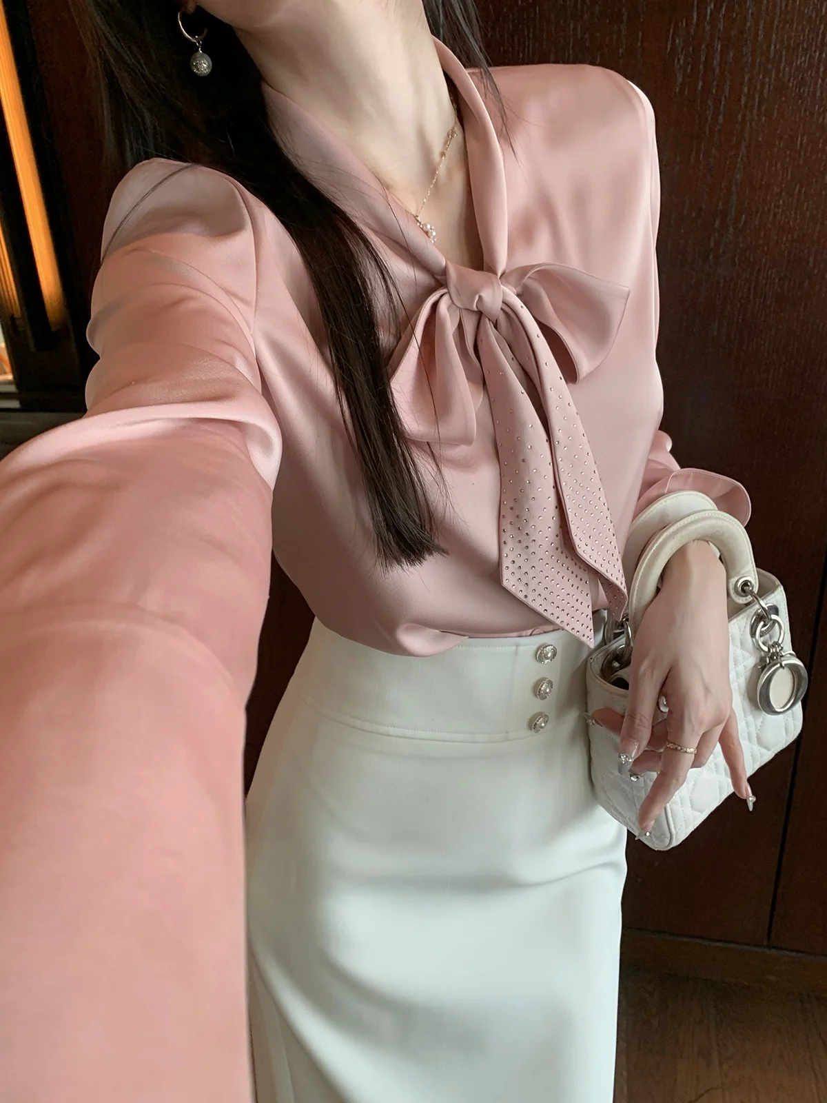 

Женская блузка DAJOS Sparkling Commute Small из атласа с стразами, повседневная, деловая, из полиэфирного волокна, с длинным рукавом