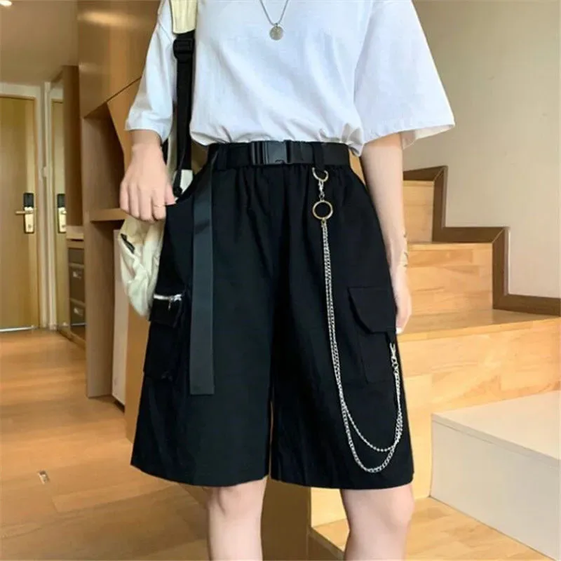 Lucyever 2025 Summer New Trendy Cargo Shorts Women Harajuku Chain Big Pockets Wide Leg Shorts Streetwear Loose Black Short Pants