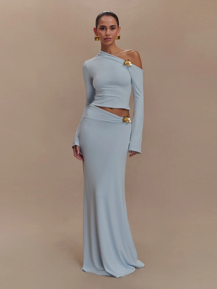 Women's Metal Flower Skirt Two Piece Set Sexy Slanted Neck Long Sleeves Top + Slim Long Skirt Suits Celebrity Party Cocktail
