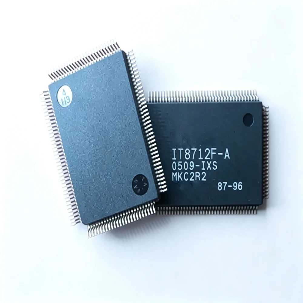 1pcs/lot IT8712F-A IT8712F Version: HXS IXS IT8712F-S cischy Version KXS QFP-128 In Stock