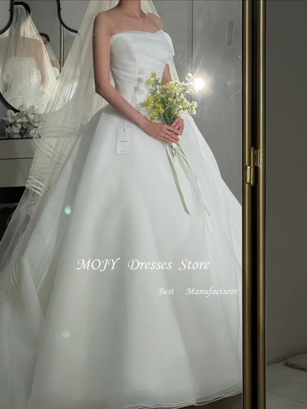 فساتين عروس موجي بدون حمالات مكشوفة الكتف على شكل حرف a بدون أكمام ورباط علوي فساتين زفاف بسيطة سترس عاجي مخصص