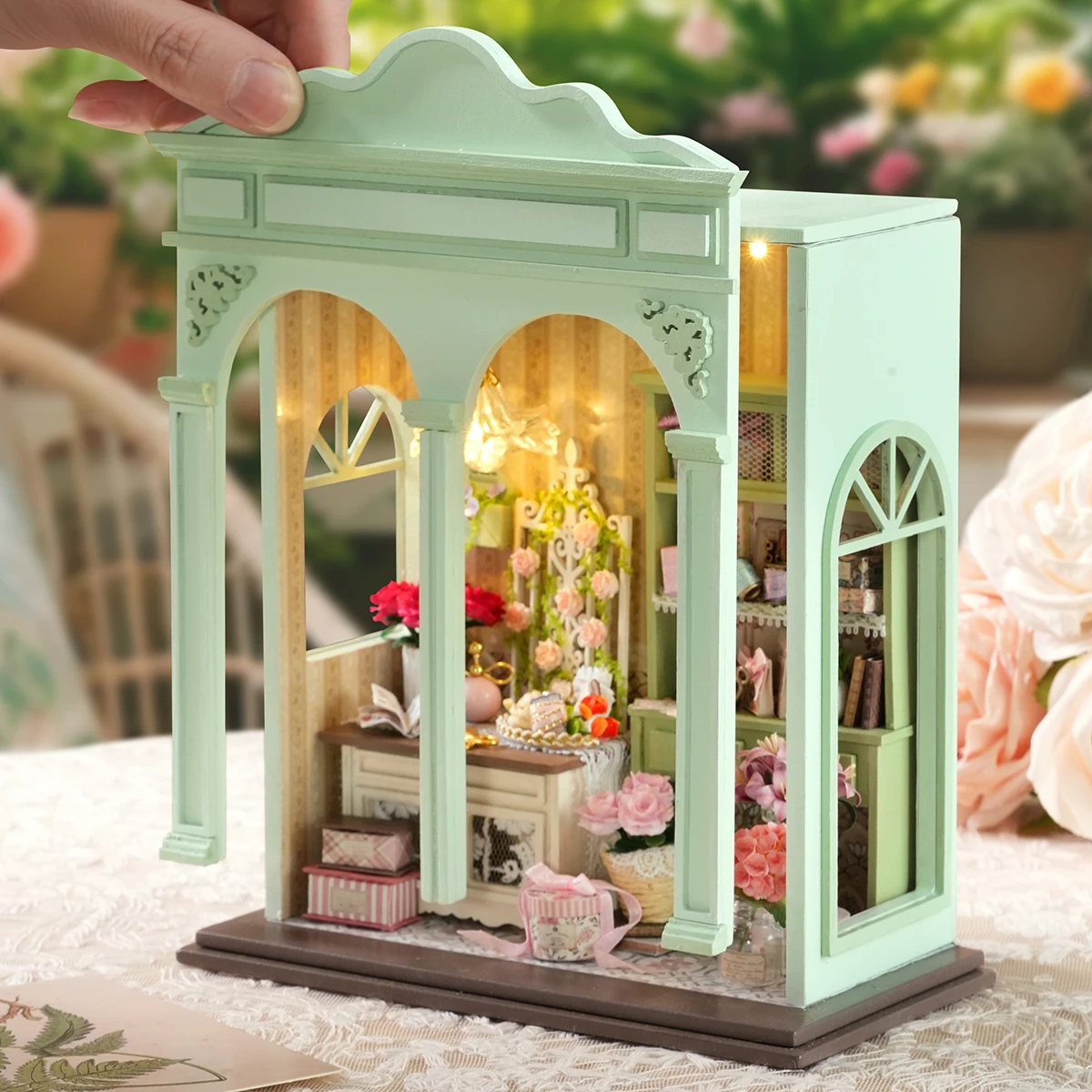 

Набор для сборки миниатюрной деревянной книжной полки DIY: 3D-пазл «Цветочная фантазия» с подсветкой, идеальный подарок на день рождения для друзей