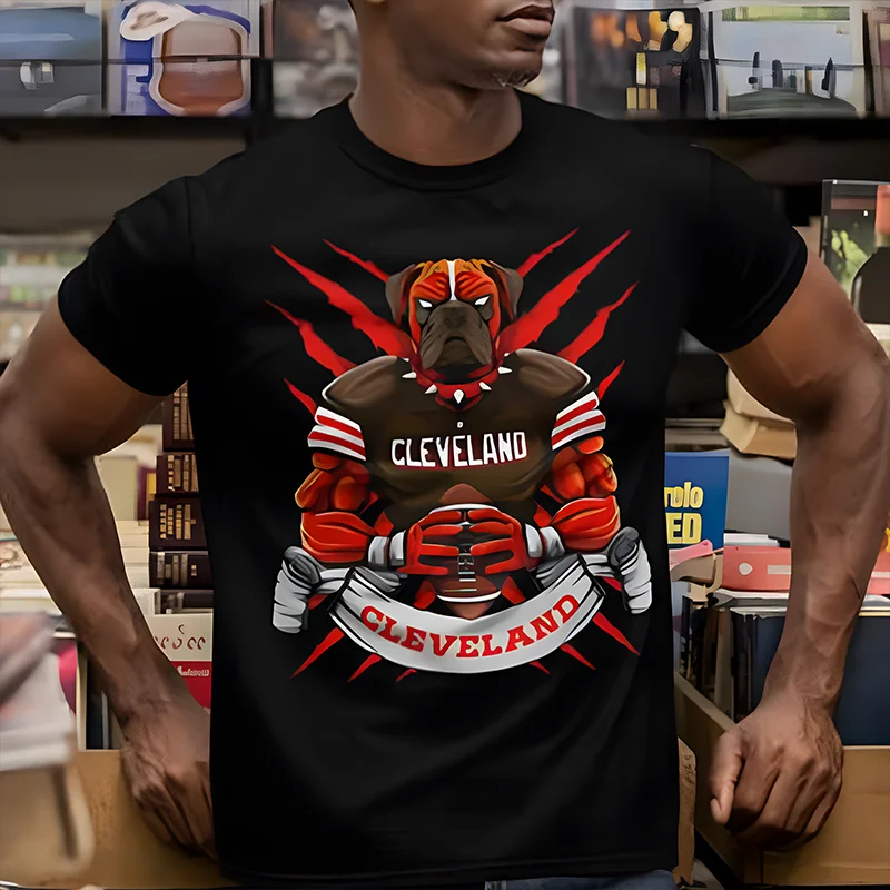 

Cleveland Football Men's T-Shirt Oversized Unisex Y2K Clothes Black Tshirt Women Men Vintage Streetwear Graphic Tee Retro Top