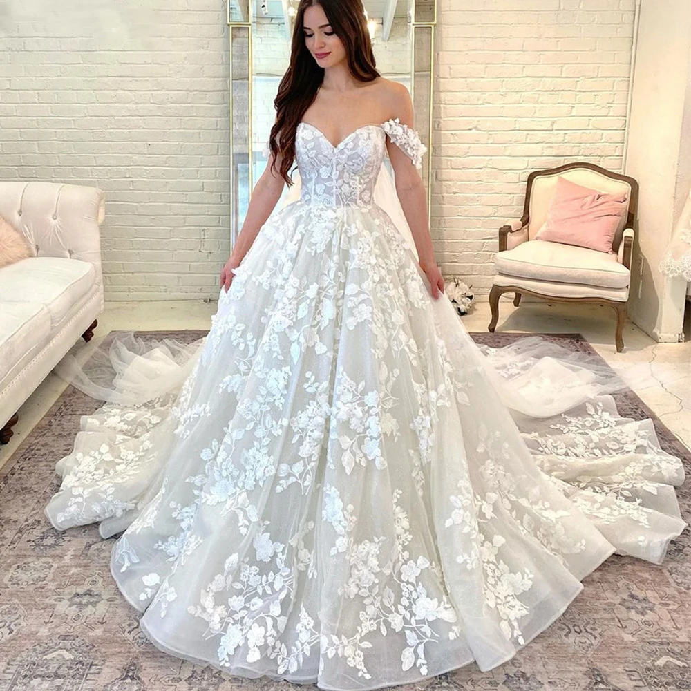 

Modern Wedding Dresses 2023 Off the Shoulder Lace Appliques 3D Flowers Wedding Gowns Sweetheart Bridal Dress with Long Train