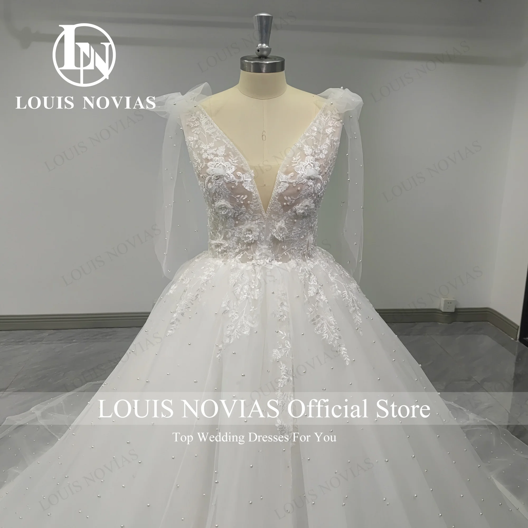 

LOUIS NOVIAS Ball Gown Wedding Dresses For Women V-Neck Backless Beading Pearls Real photos Wedding Gown Vestidos De Novia
