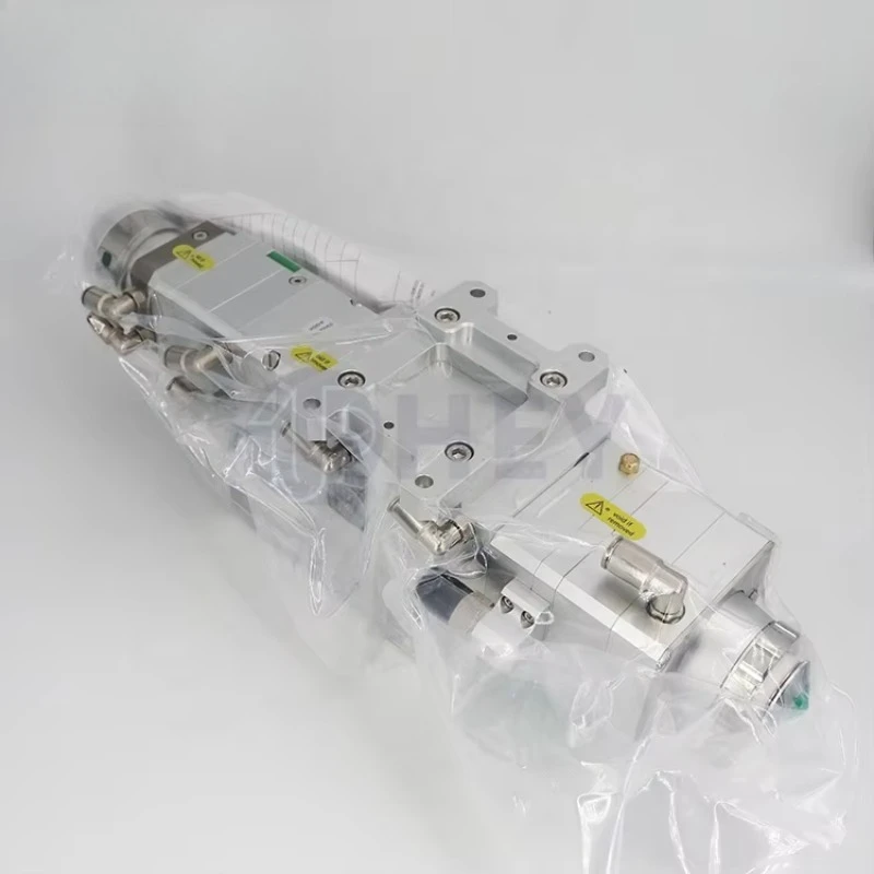 Parti dell'attrezzatura Raytools BM110 3.3KW Testa di taglio in fibra con messa a fuoco automatica per macchina da taglio in fibra
