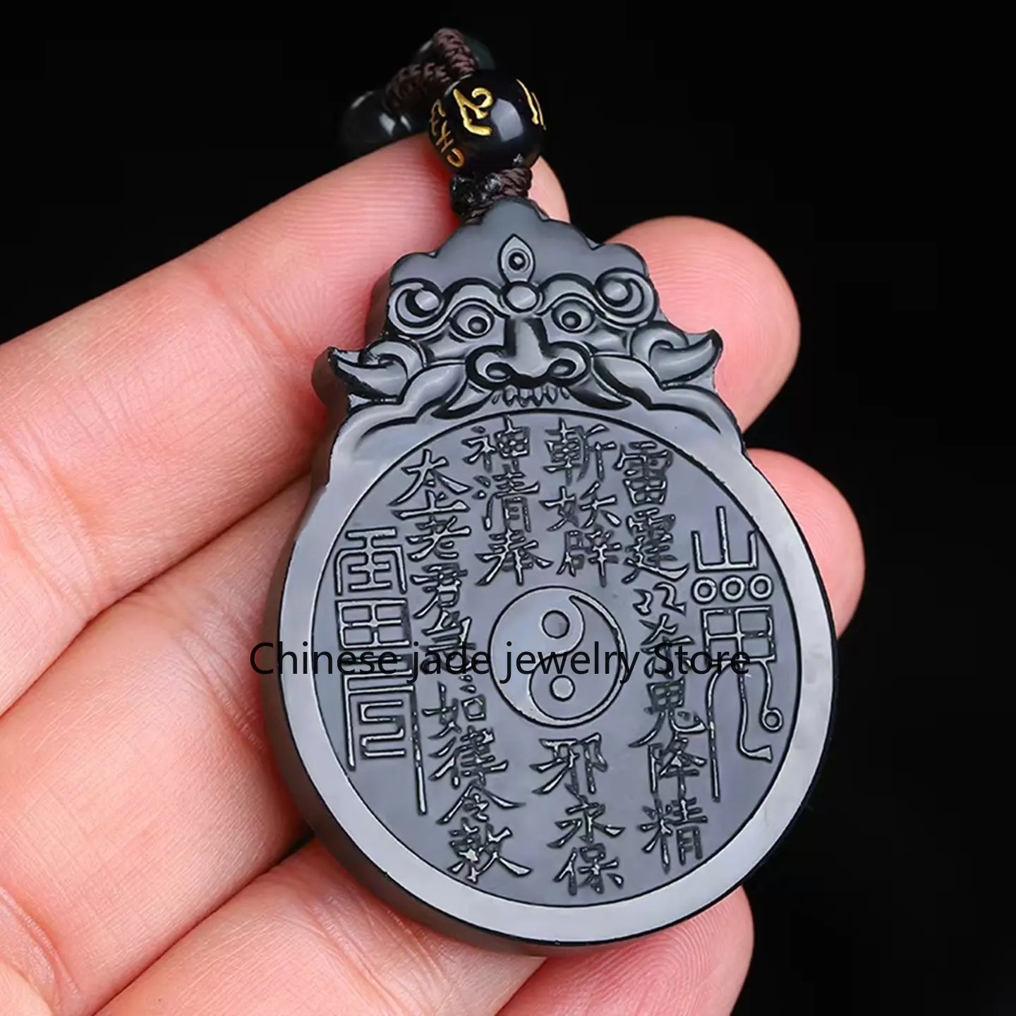 Xinjiang Hetian fine material mountain ghost spend money pendant gossip pendant men's and women's item penda