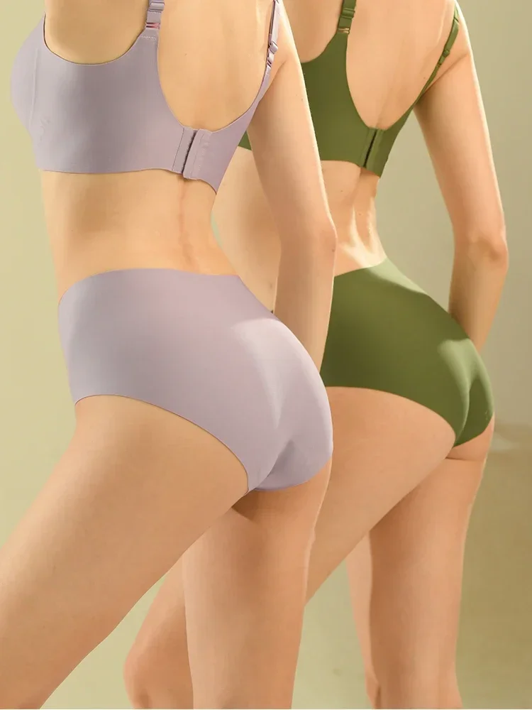 SUJIIN Women's Lightweight Soft Seamless Under Panties Female Underwear Summer Thin Comfortable Breathable Mid Waist Briefs N149