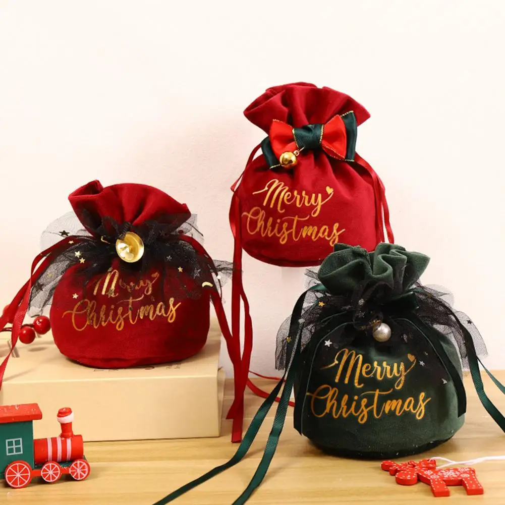 Christmas Gift Bags Velvet Goodie Bags Drawstring Pouch Xmas Presents Pouches Containers with Bell Bow Party Favors