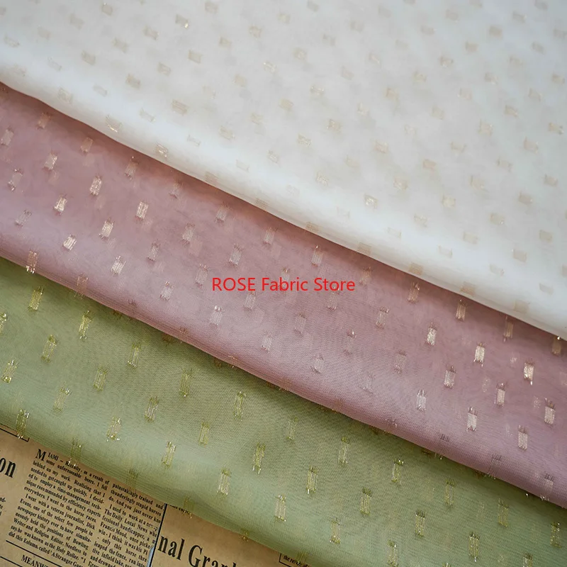 

Легкая мягкая шифоновая тюлевая ткань с вышивкой в золотой горошек для свадебного платья, праздничного платья, выпускного платья, дизайнерской ткани